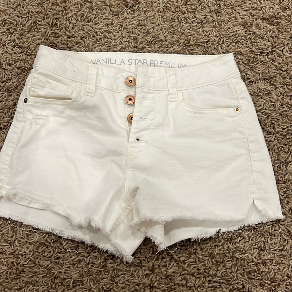 unused white jean shorts